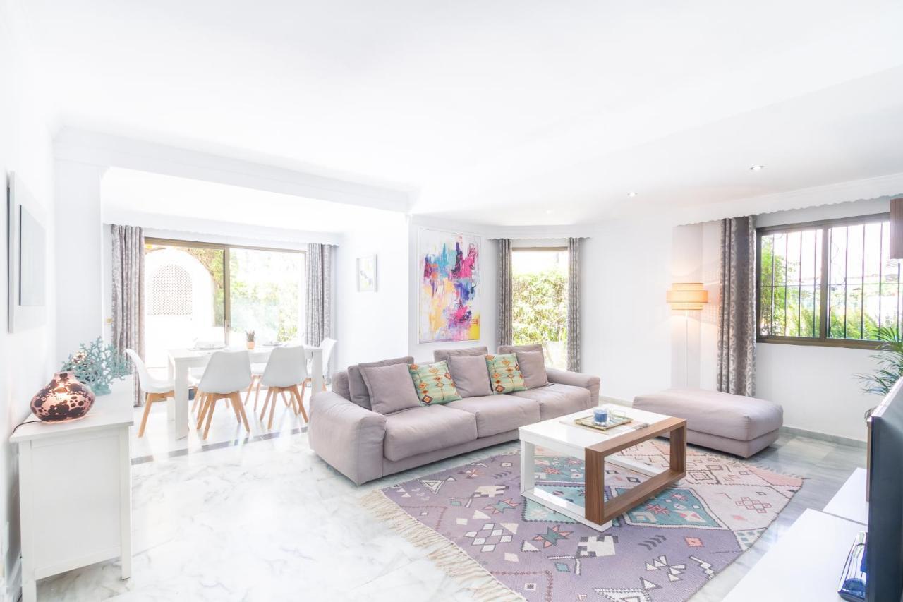 Marbella Banus Suites - Golden Beach Marbella Suite Exterior photo